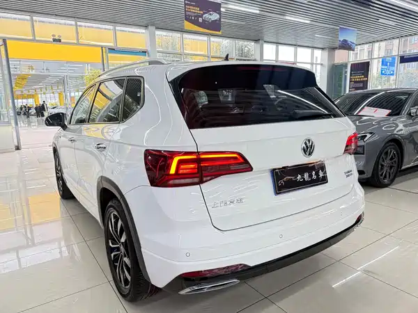 Volkswagen Tharu 2020