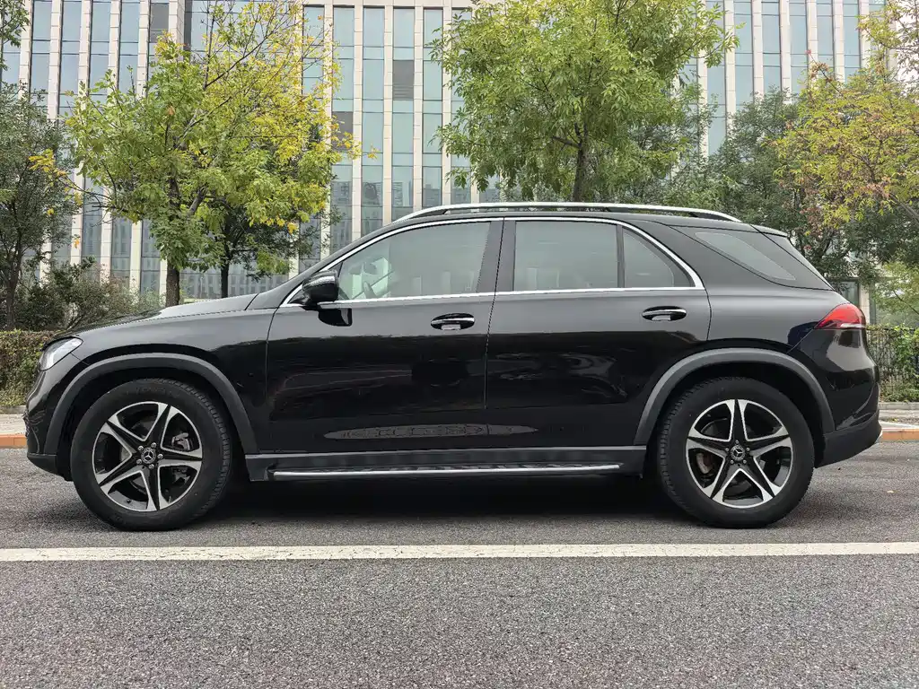 Mercedes-Benz GLE 2022 — фото 4