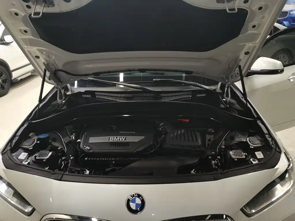BMW X2 2022 — фото 20