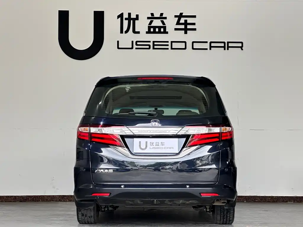 Honda Odyssey 2016 — фото 8