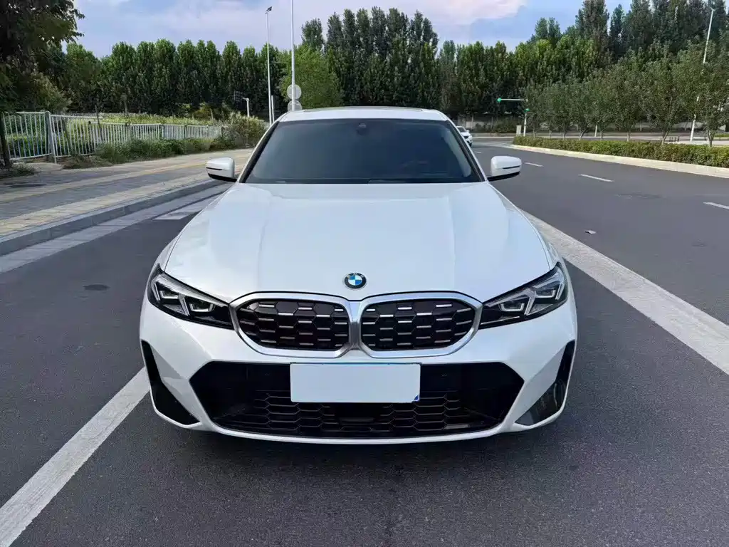 BMW 3 Series 2025