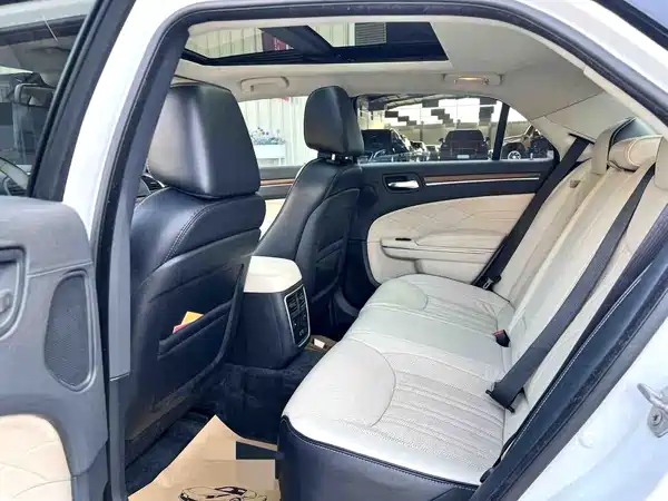 Chrysler 300C 2016