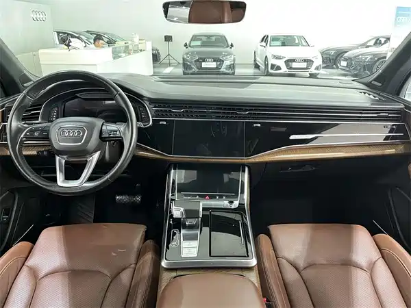 Audi Q7 2023
