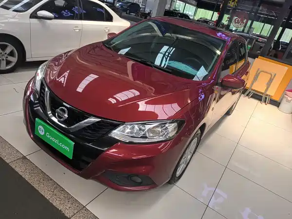 Nissan Tiida 2020