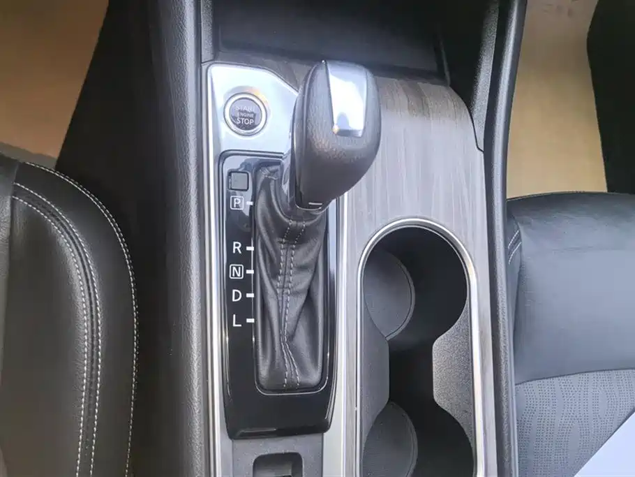 Nissan Teana 2023 — фото 16