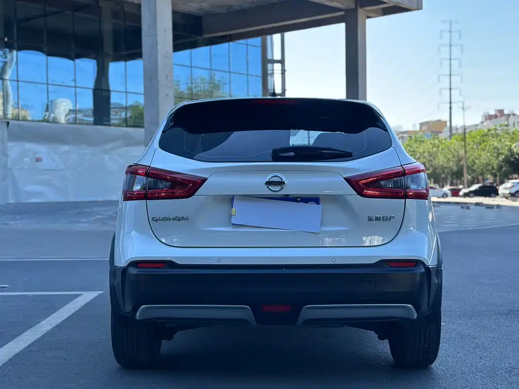 Nissan Qashqai 2021 — фото 13