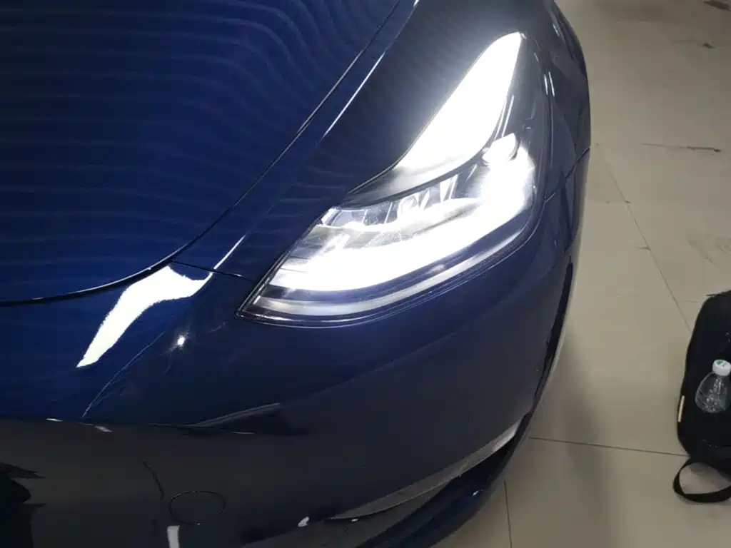 Tesla Model Y 2021 — фото 24