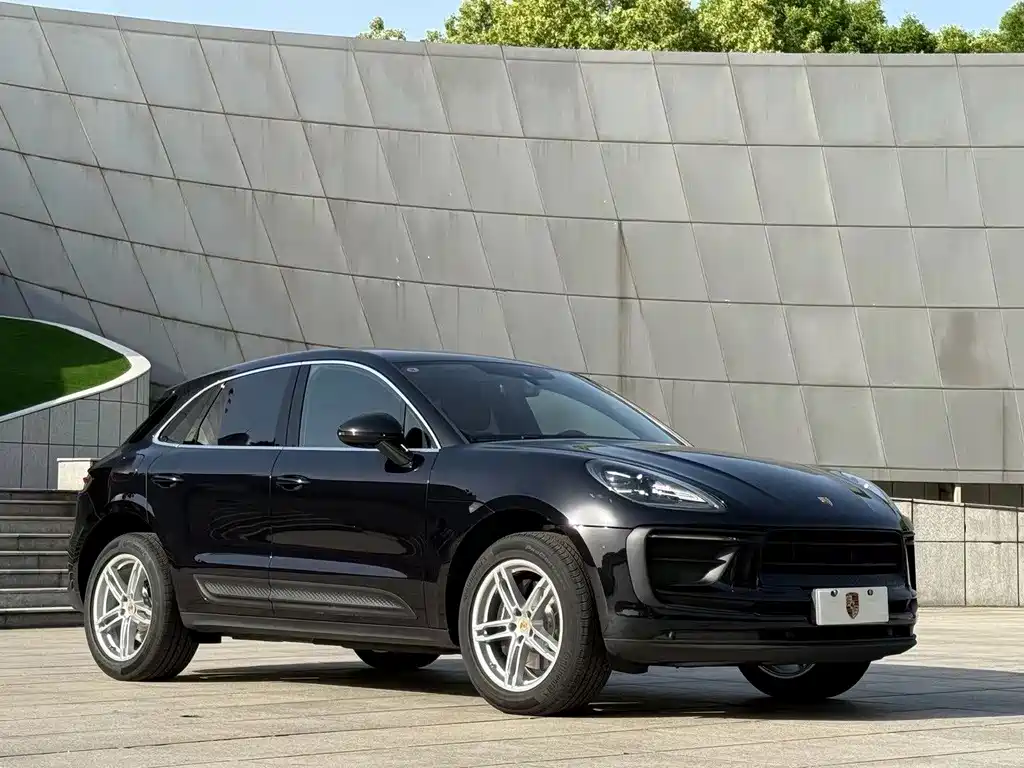 Porsche Macan 2025 — фото 3