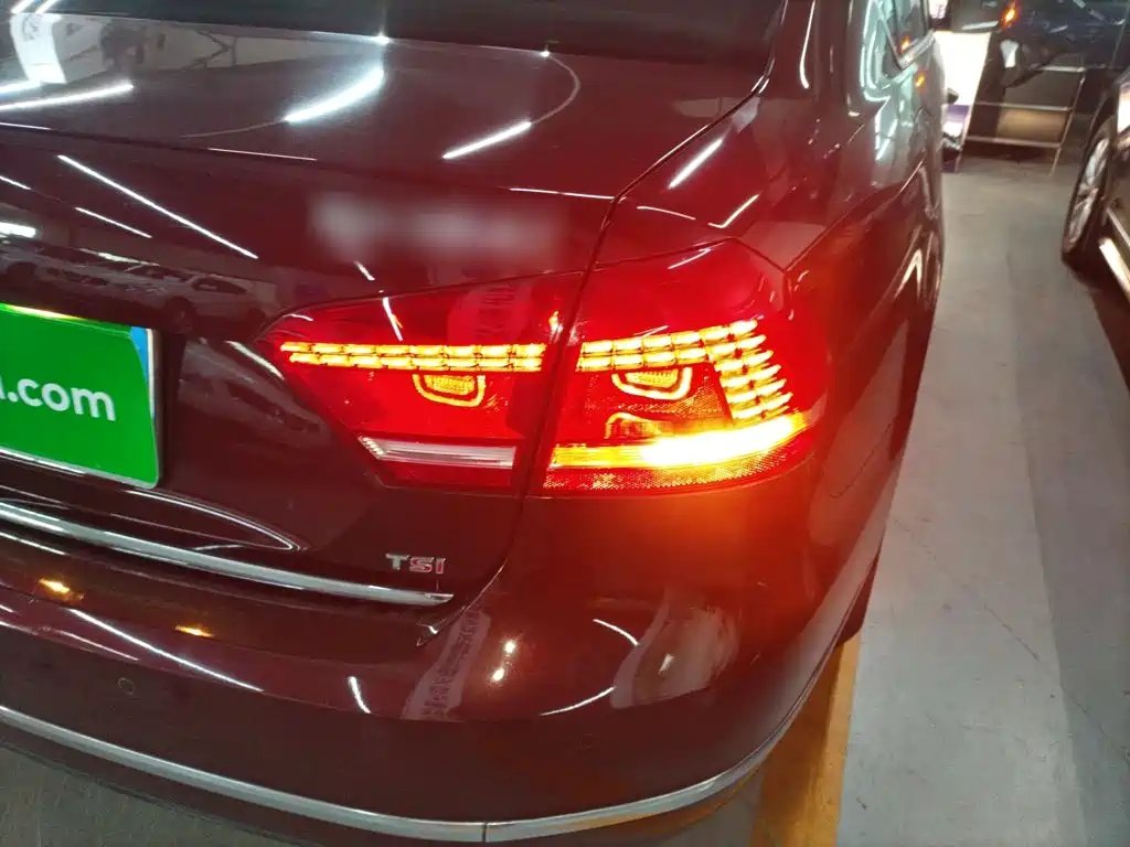 Volkswagen Passat 2015 — фото 24