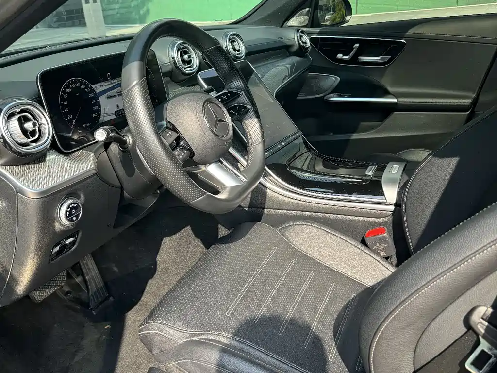 Mercedes-Benz C-Class 2022 — фото 10