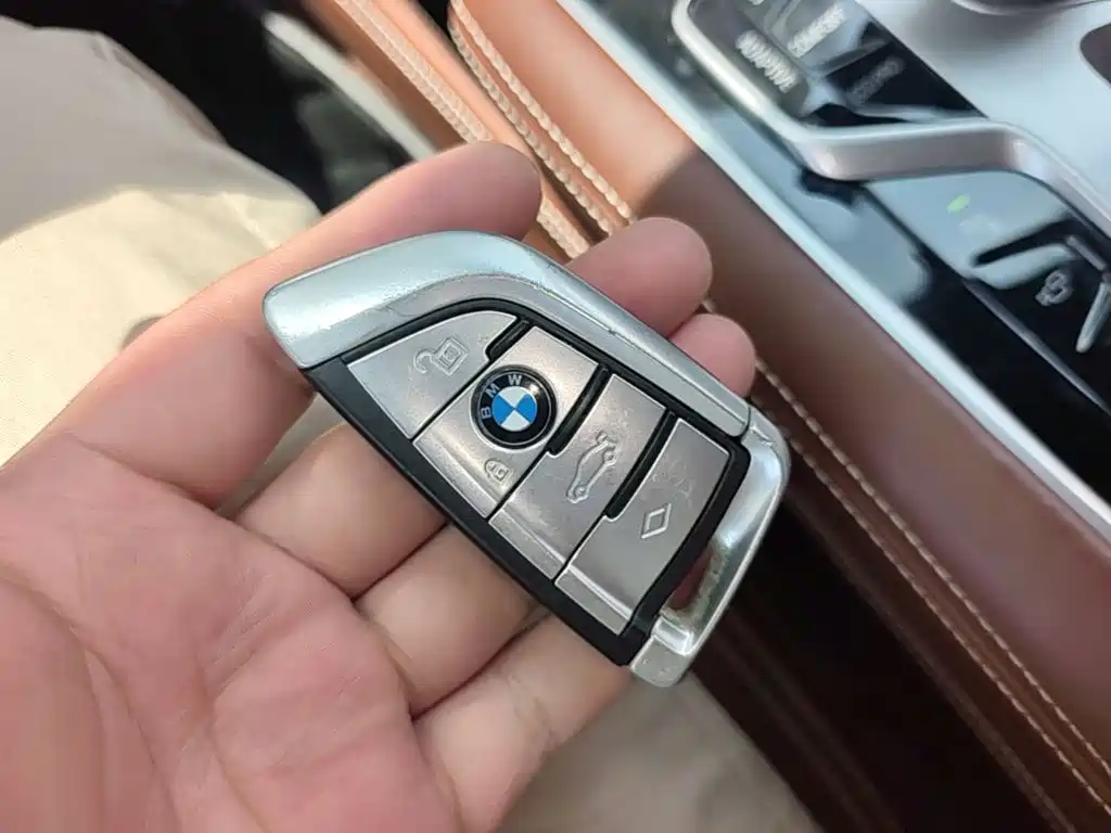 BMW 7 Series 2019 — фото 9