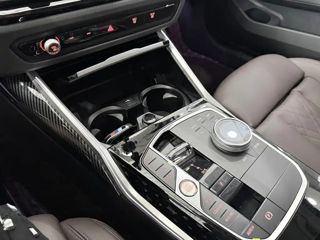 BMW 3 Series 2022 — фото 10