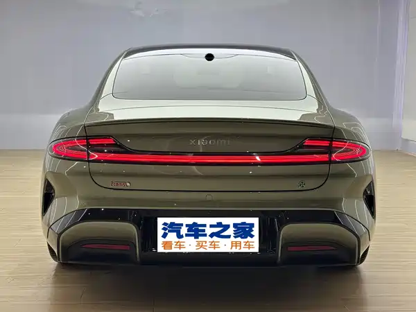 Xiaomi SU7 2025