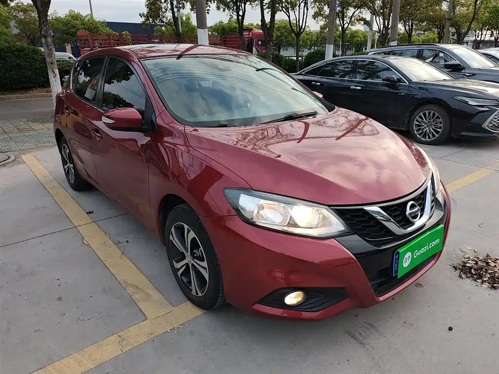 Nissan Tiida 2017 — фото 4