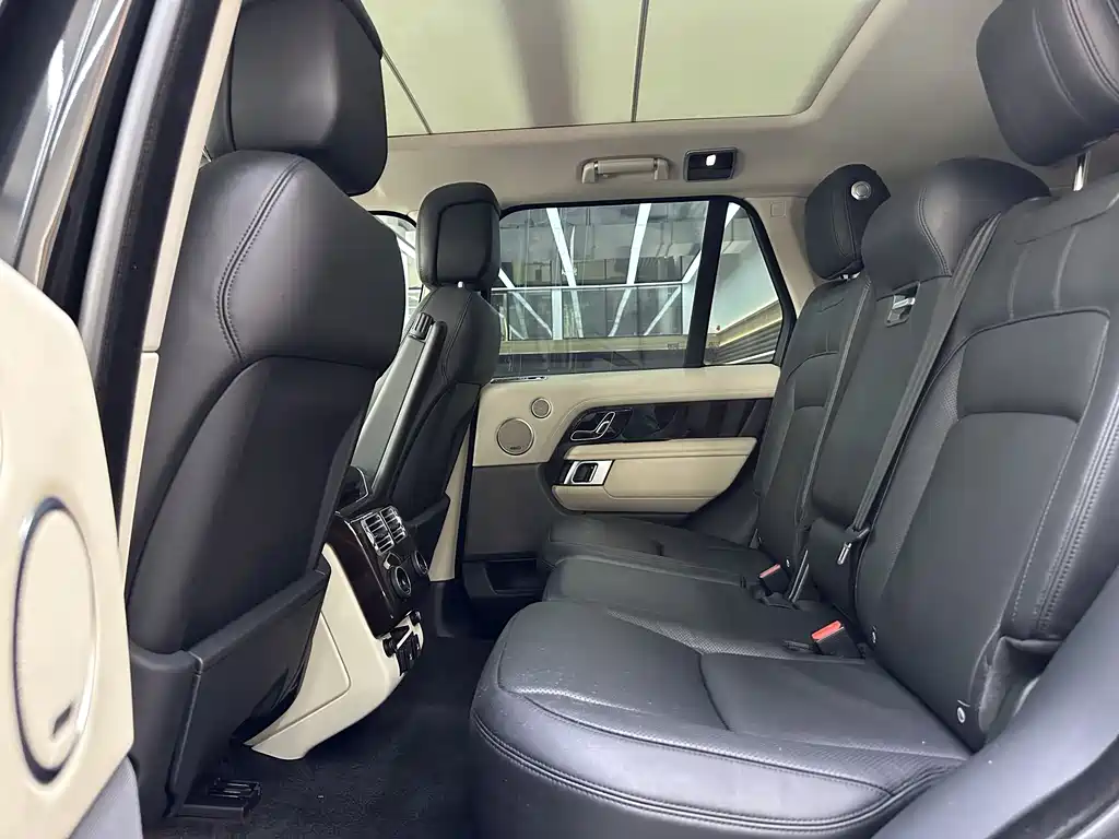 Land Rover Range Rover 2020 — фото 13