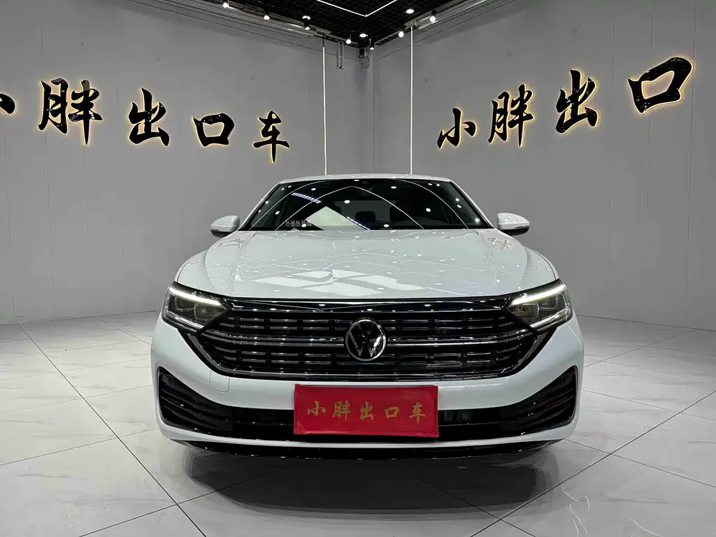 Volkswagen Sagitar 2022