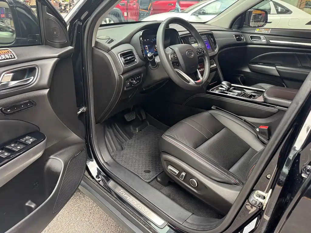 GAC Motor Trumpchi GS8 2020 — фото 13