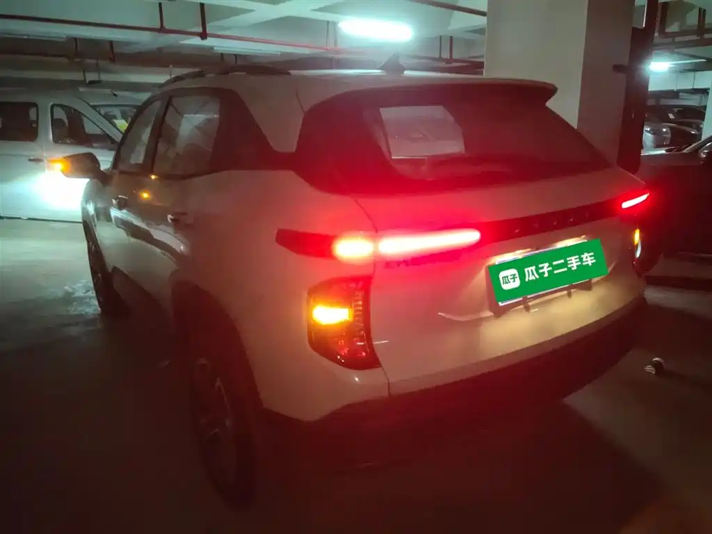 Baojun RS-3 2023 — фото 23