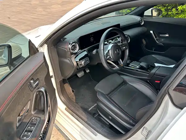 Mercedes-Benz CLA 2022