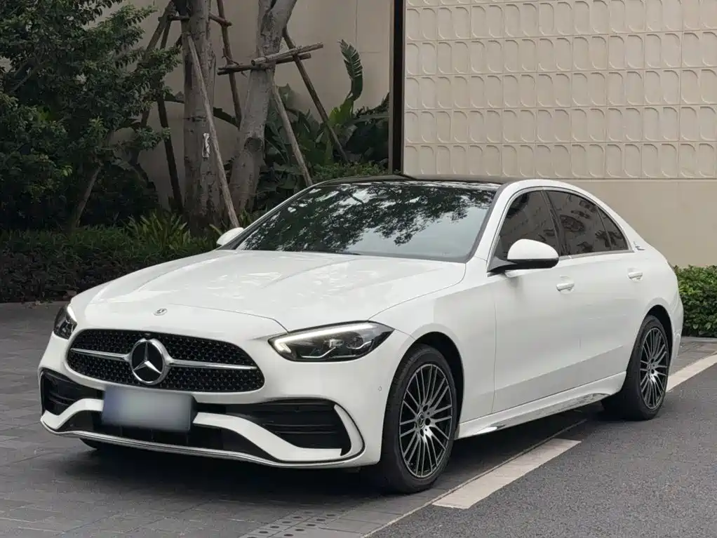 Mercedes-Benz C-Class 2022