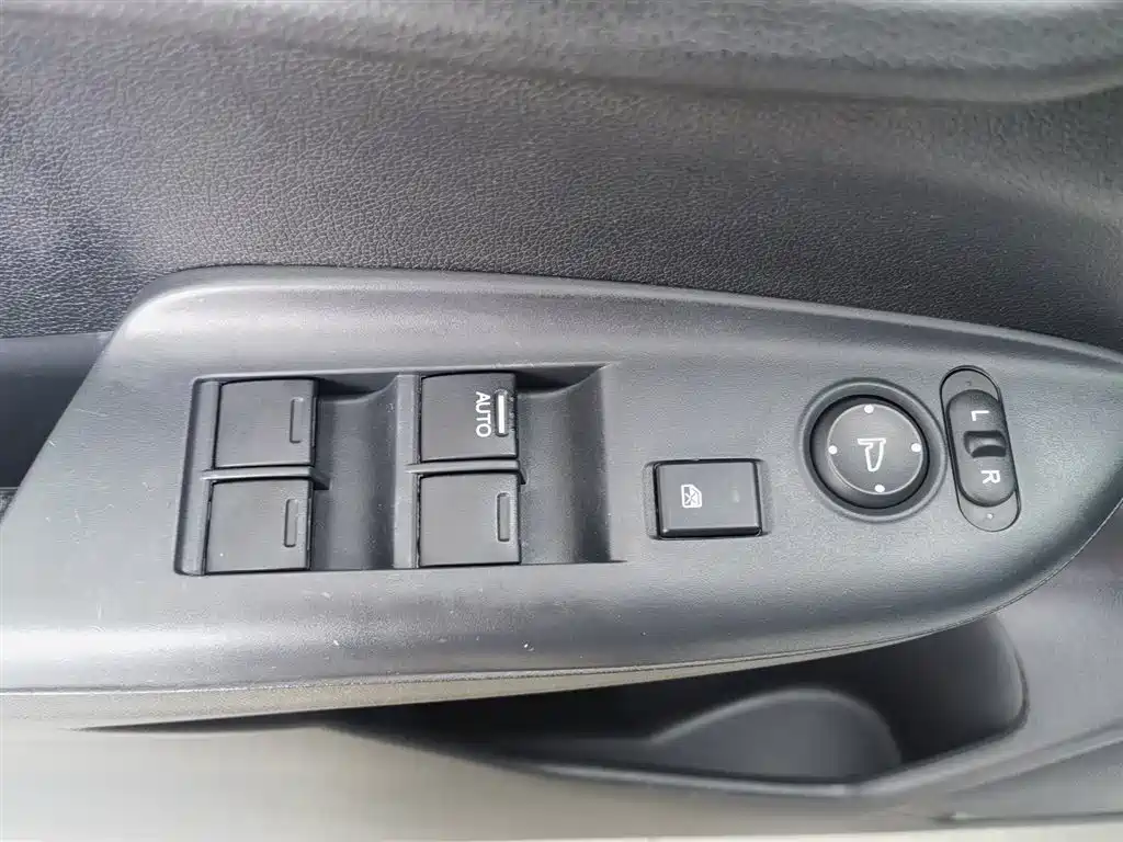 Honda Fit 2019 — фото 9