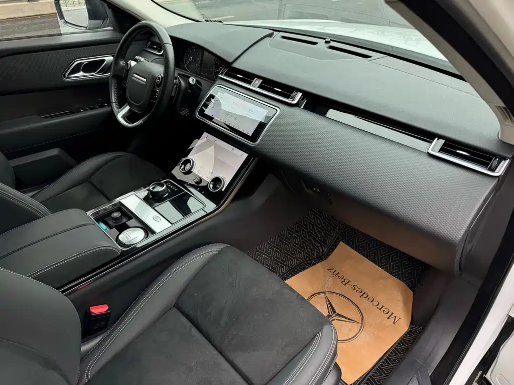 Land Rover Velar 2020 — фото 10