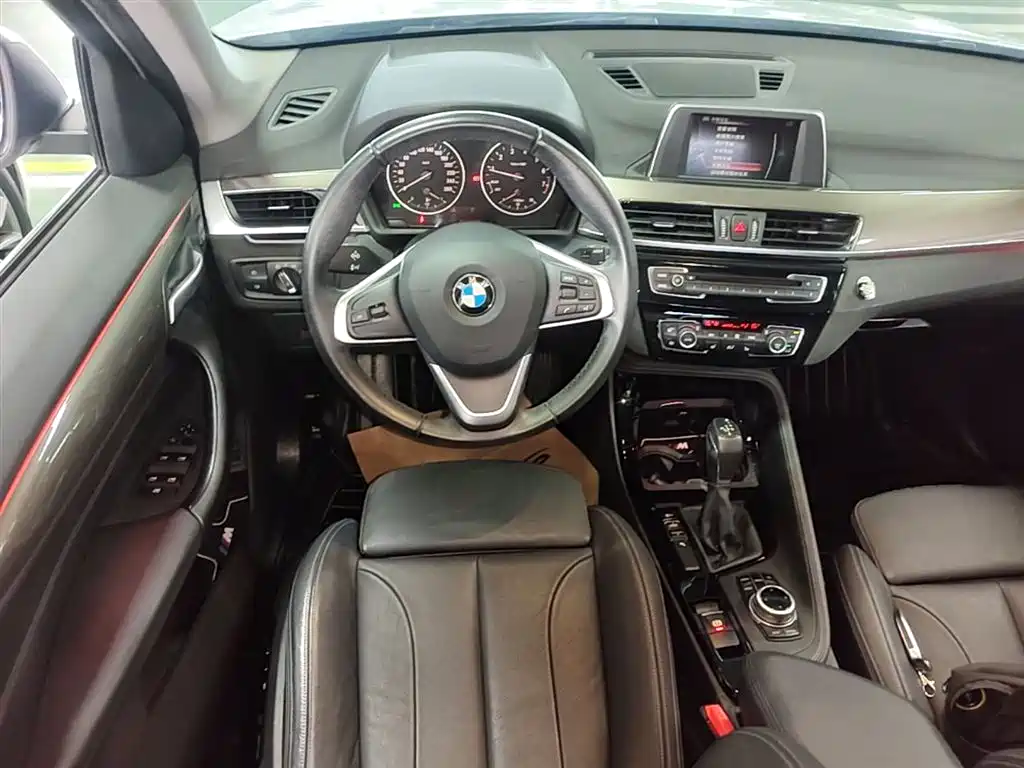 BMW X1 2016 — фото 17