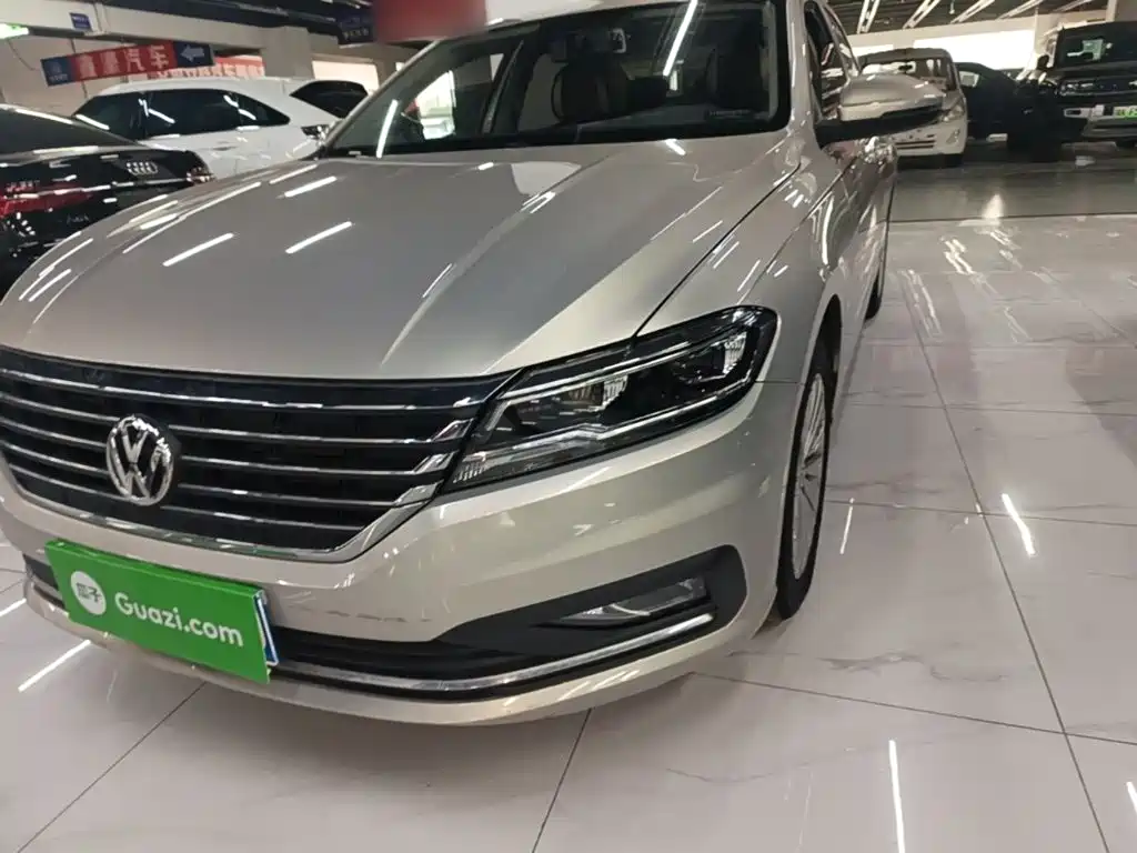 Volkswagen Lavida 2018 — фото 24