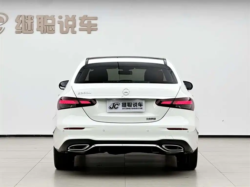 Mercedes-Benz E-Class 2022