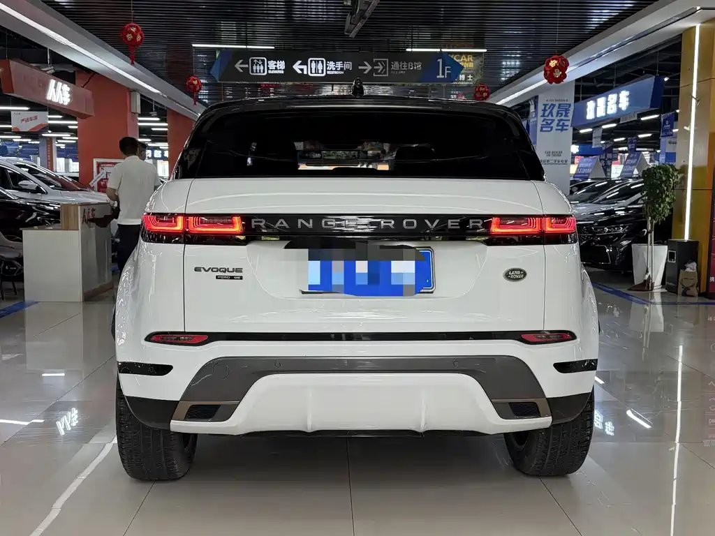 Land Rover Evoque 2021 — фото 20