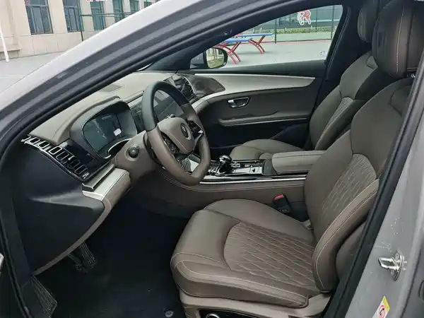 BYD Han 2025