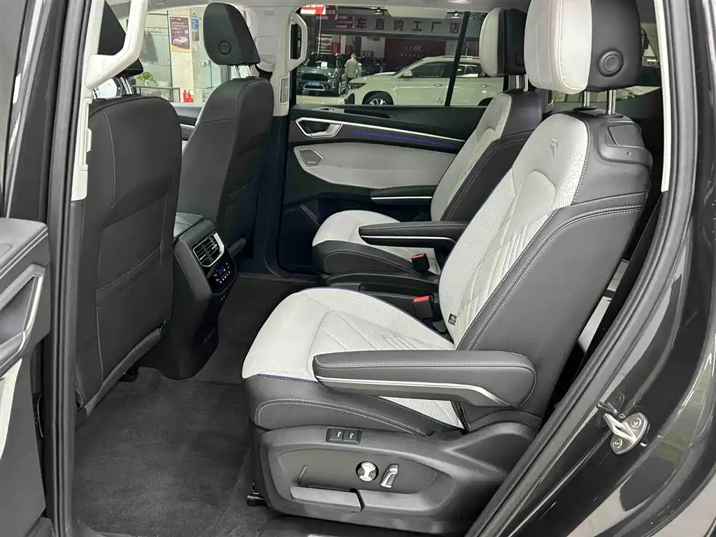Volkswagen Talagon 2025 — фото 15