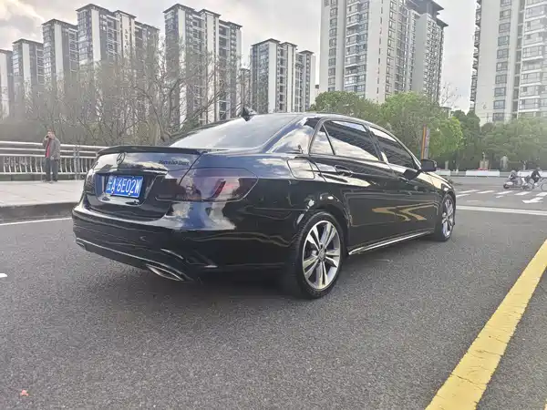 Mercedes-Benz E-Class 2015