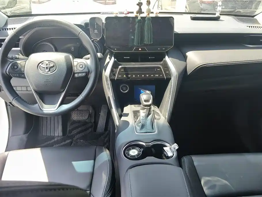 Toyota Harrier 2024 — фото 12
