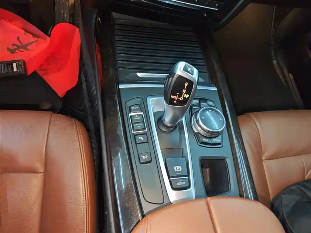 BMW X5 2015 — фото 14