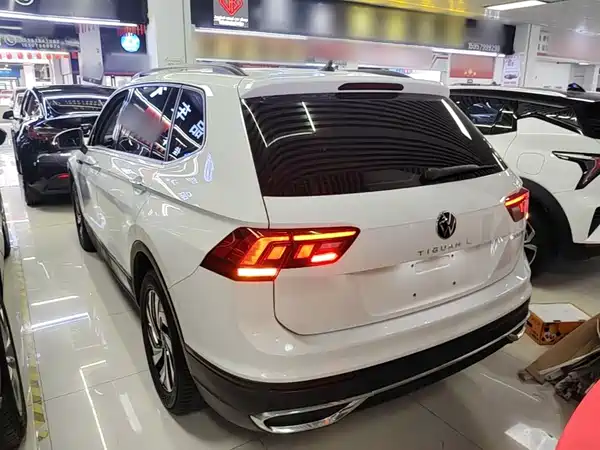 Volkswagen Tiguan L 2022