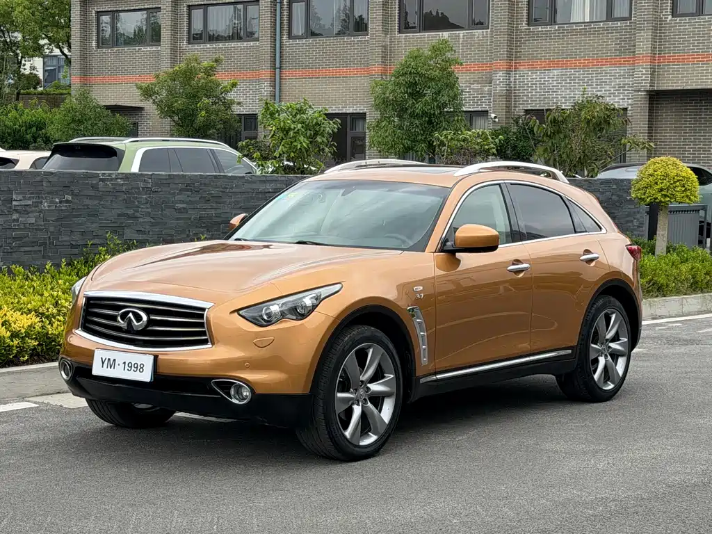 Infiniti QX70 2016