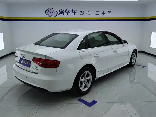 Audi A4L 2016