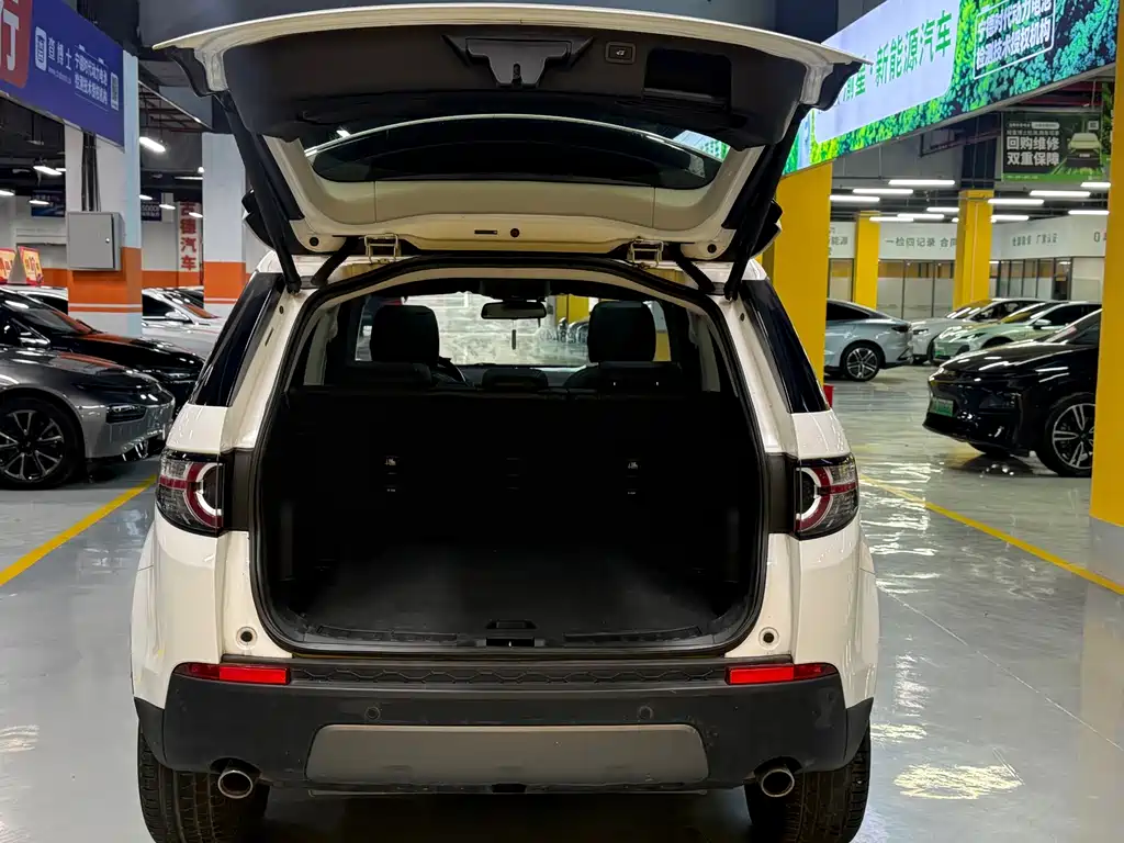 Land Rover Discovery Sport 2019 — фото 25