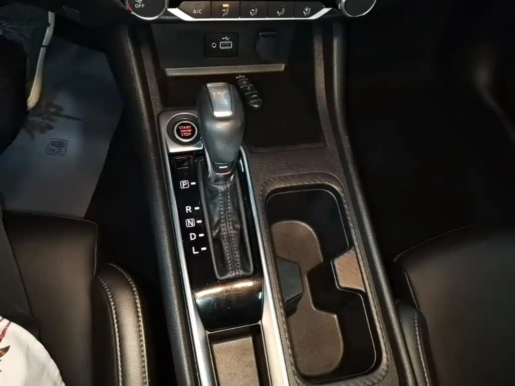 Nissan Sylphy 2020 — фото 14