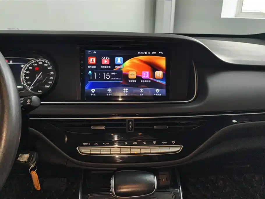 GAC Motor Trumpchi M6 2022 — фото 13