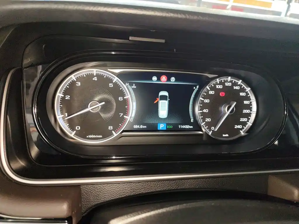 GAC Trumpchi M6 2019 — фото 8