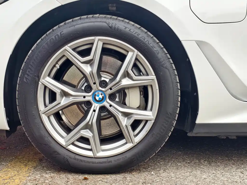 BMW i3 2024 — фото 7