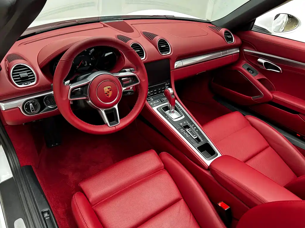 Porsche 718 2024 — фото 10