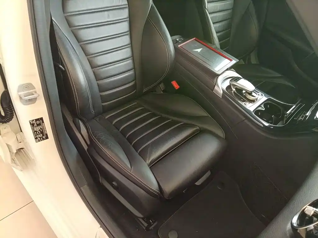 Mercedes-Benz C-Class 2015 — фото 20