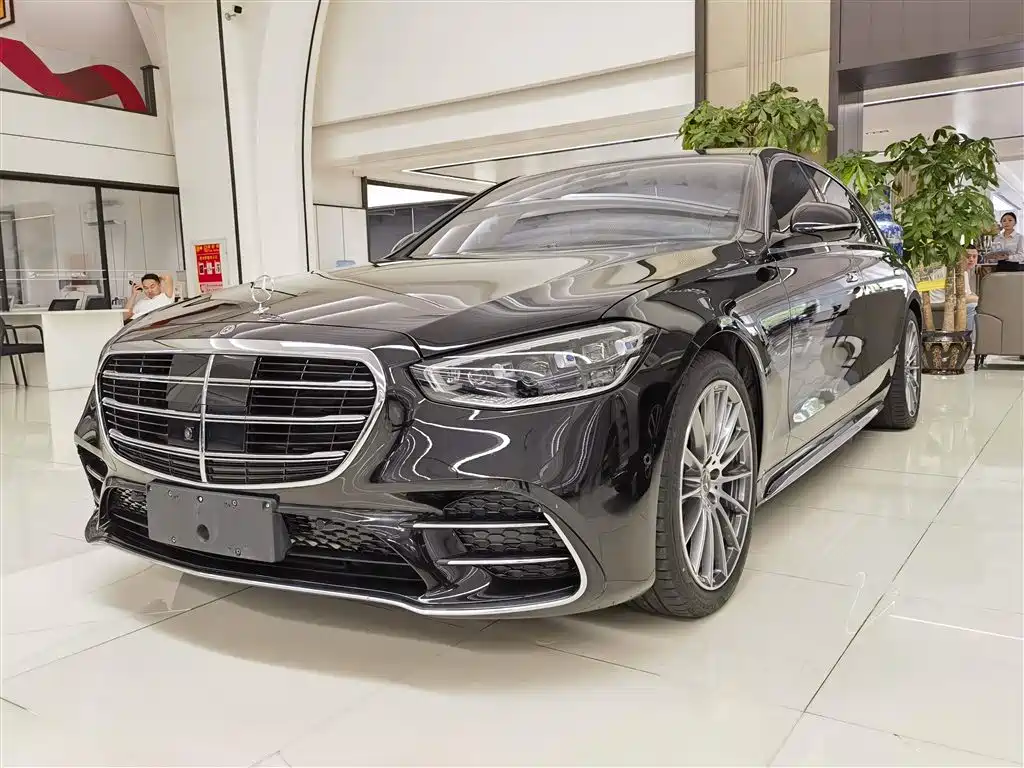 Mercedes-Benz S-Class 2025 — фото 1