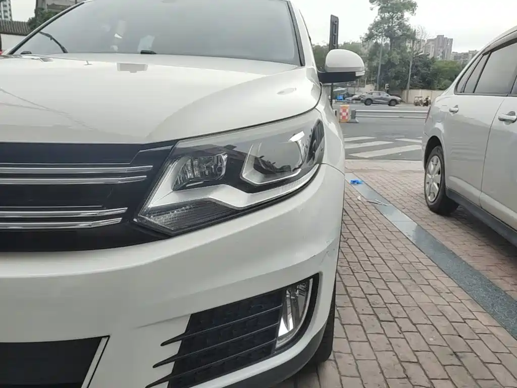Volkswagen Tiguan 2017 — фото 24
