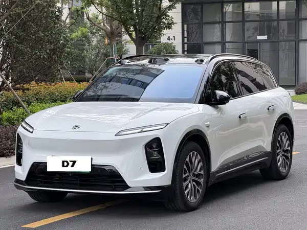 NIO ES6 2025