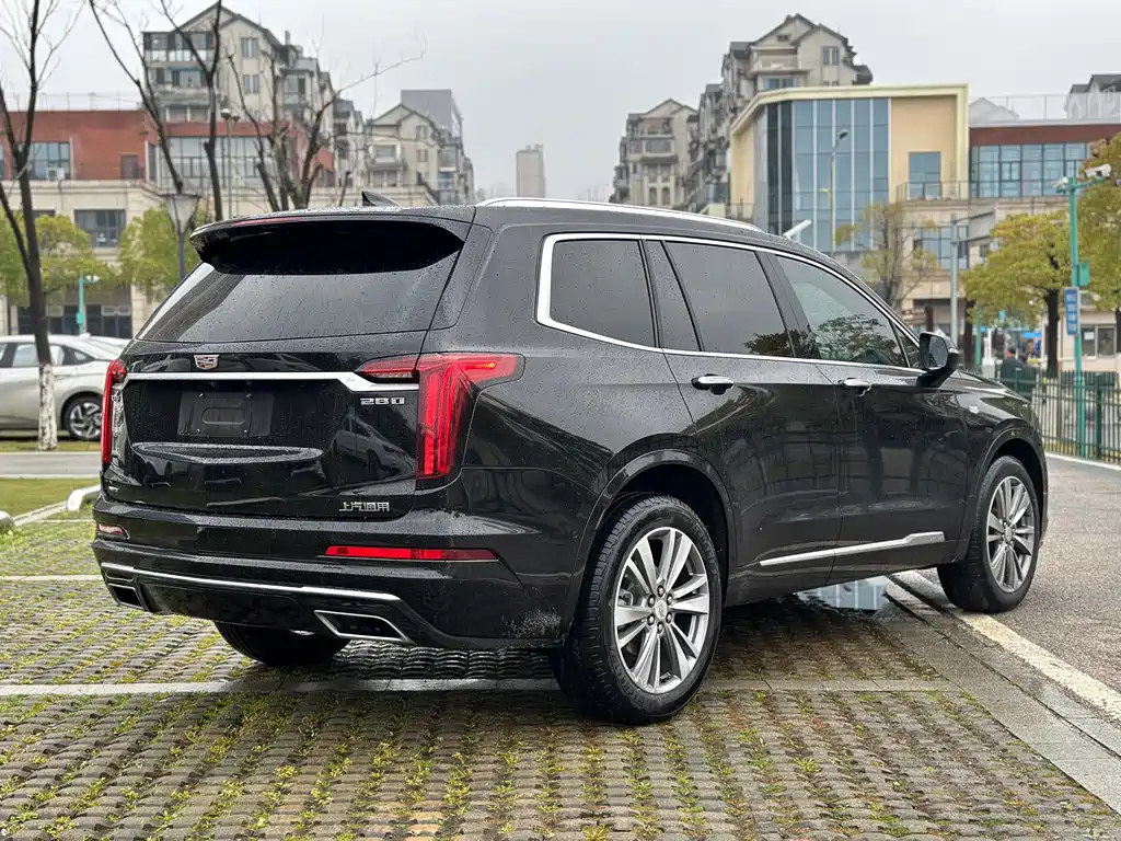 Cadillac XT6 2020 — фото 7