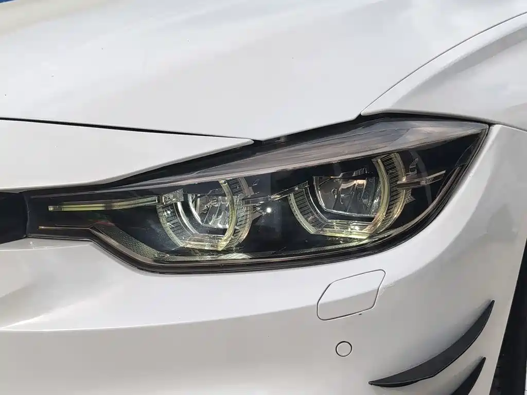 BMW 3 Series 2017 — фото 5